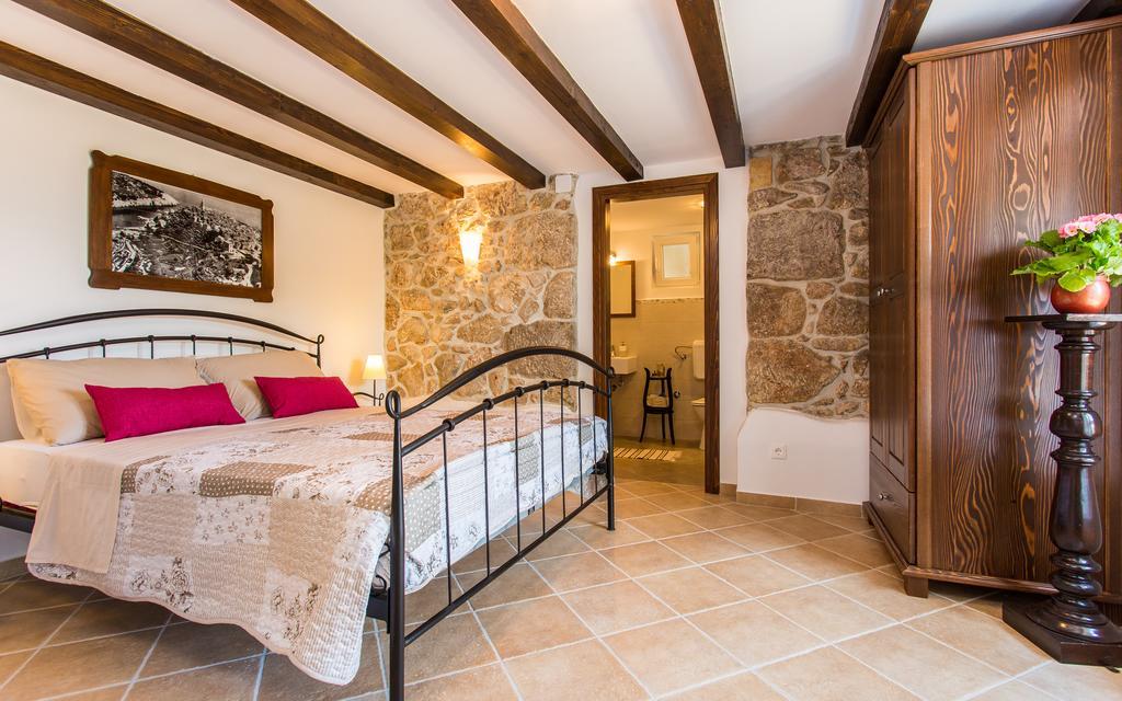 Apartman Bonaca Vrbnik  Bagian luar foto